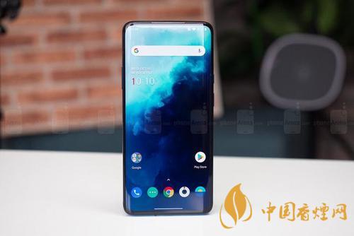 OnePlus8Pro和iPhone11對(duì)比測(cè)評(píng)-哪款更好？