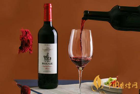 存放葡萄酒時酒瓶怎樣放置 葡萄酒存放的正確方法