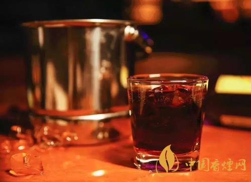 可樂桶是什么酒 非?；鸨目蓸吠罢{(diào)配方法介紹