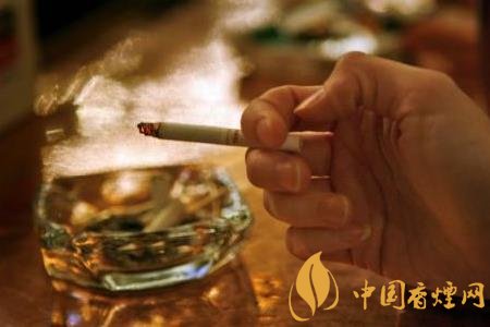 10年煙民對于吸煙的看法 吸煙和控?zé)熞硇灾笇?dǎo)！